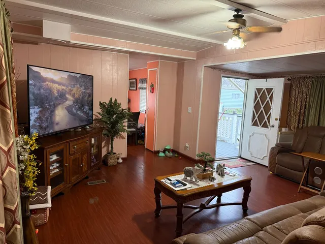 $79,900 | 3939 Central Avenue, Unit 157, Ceres, CA 95307