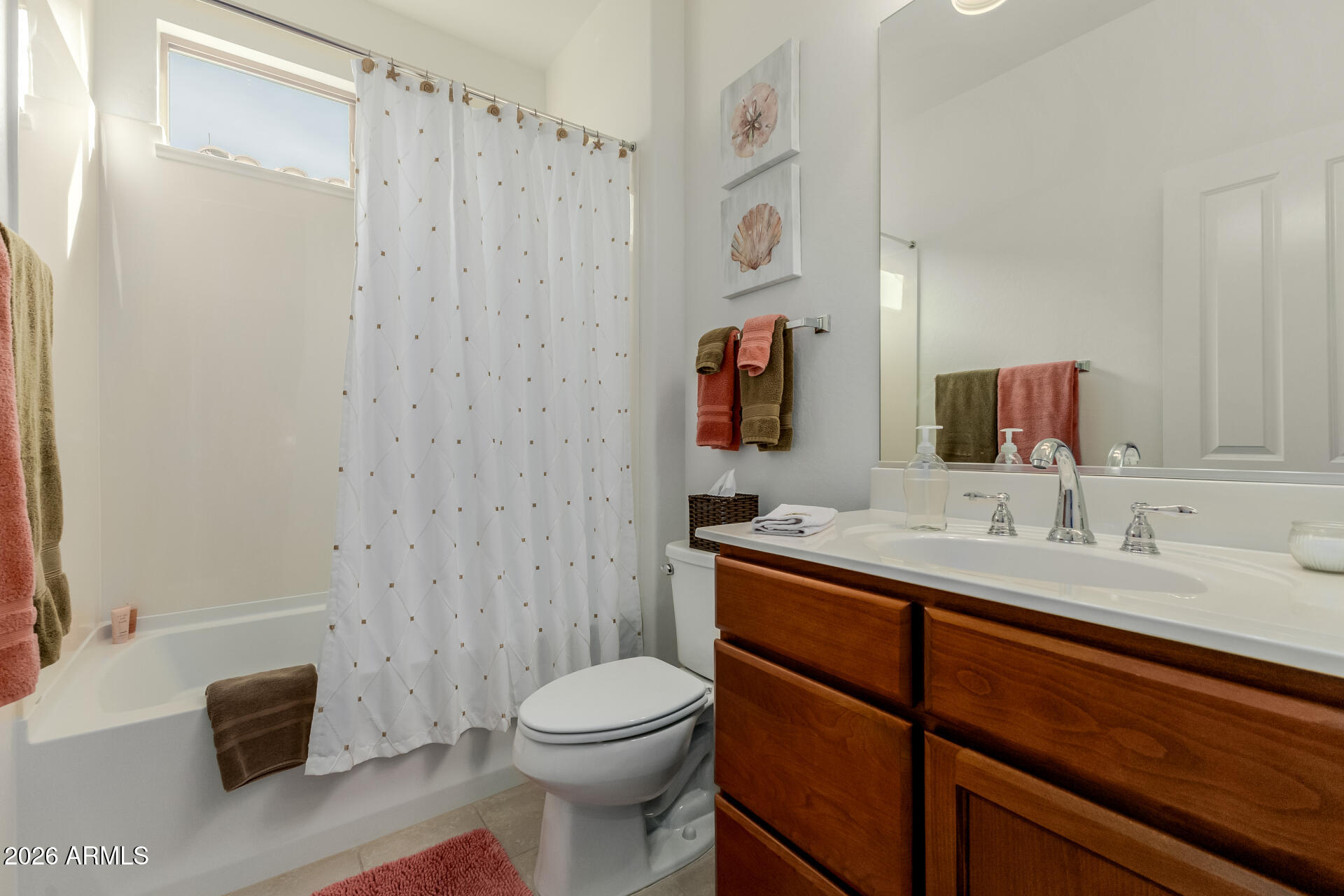 16339 Piccadilly Road Goodyear, AZ 85395 - Photo 16 of 21 Guest bath