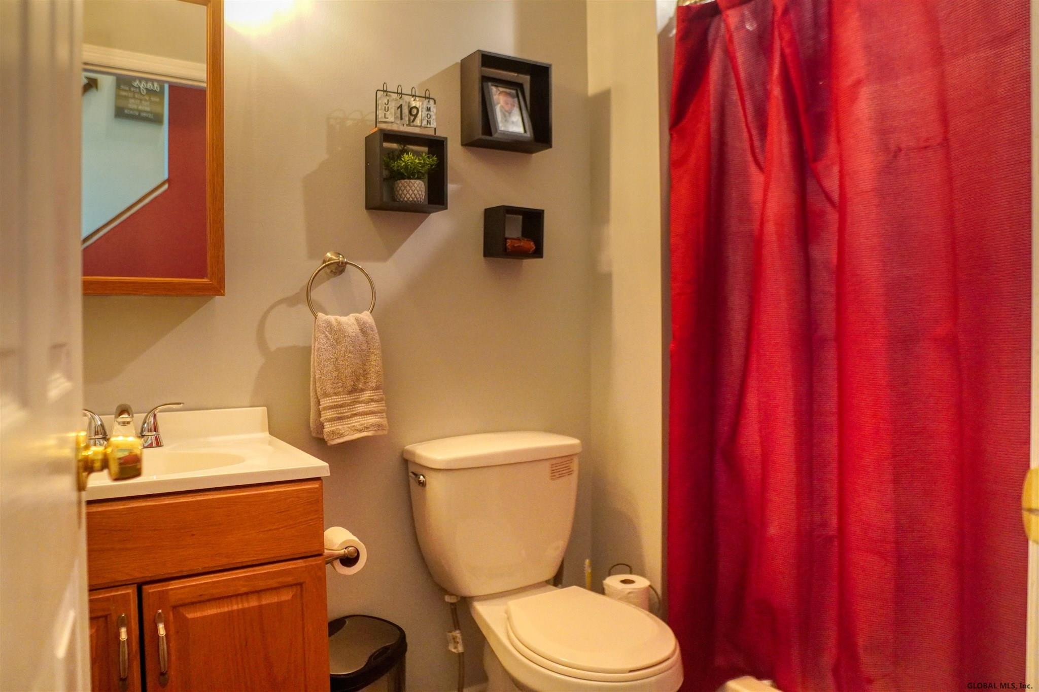11 Meadowbrook Road Queensbury, NY 12804 - Photo 14 of 29 Photo 14