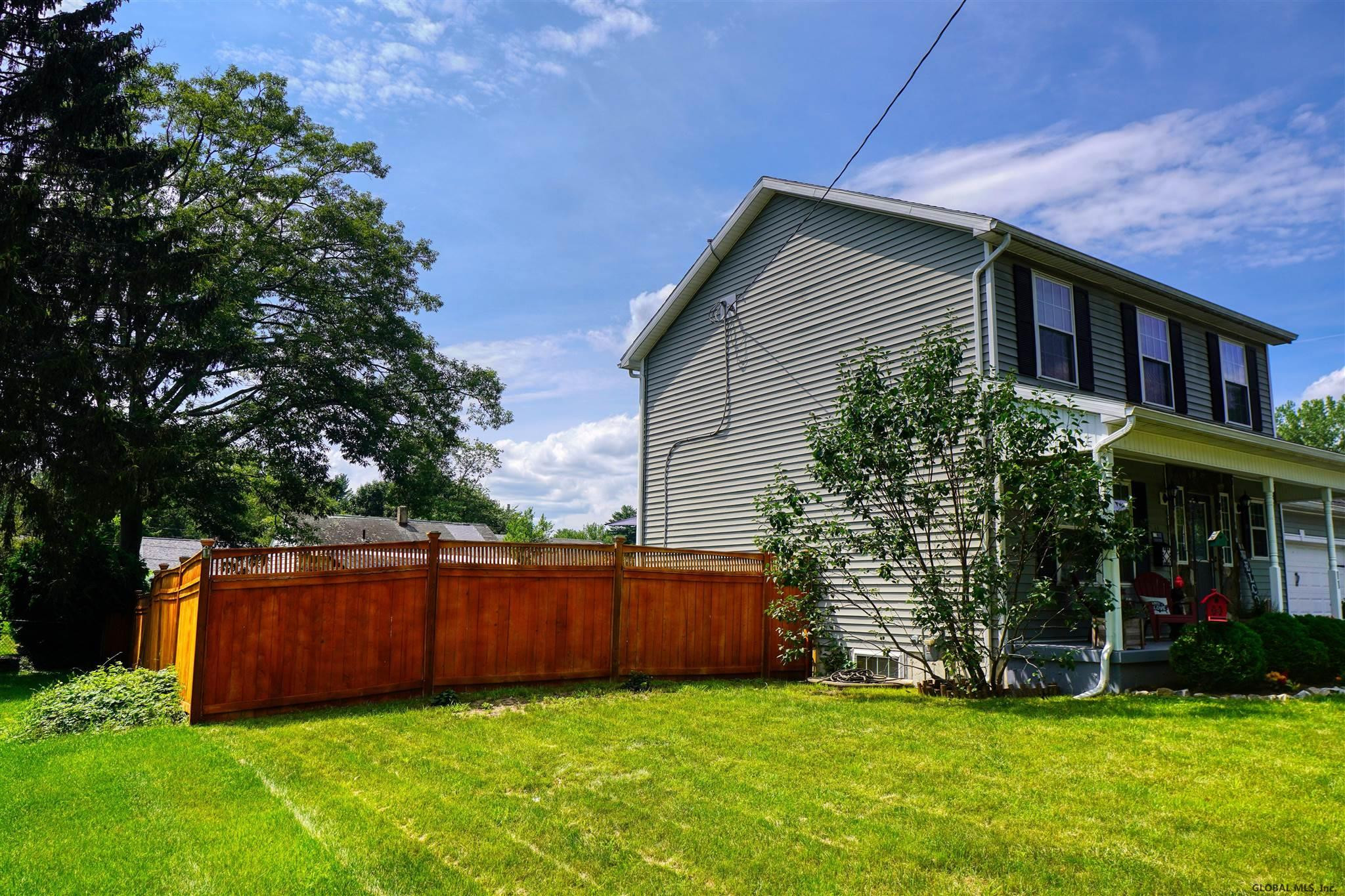 11 Meadowbrook Road Queensbury, NY 12804 - Photo 3 of 29 Photo 3
