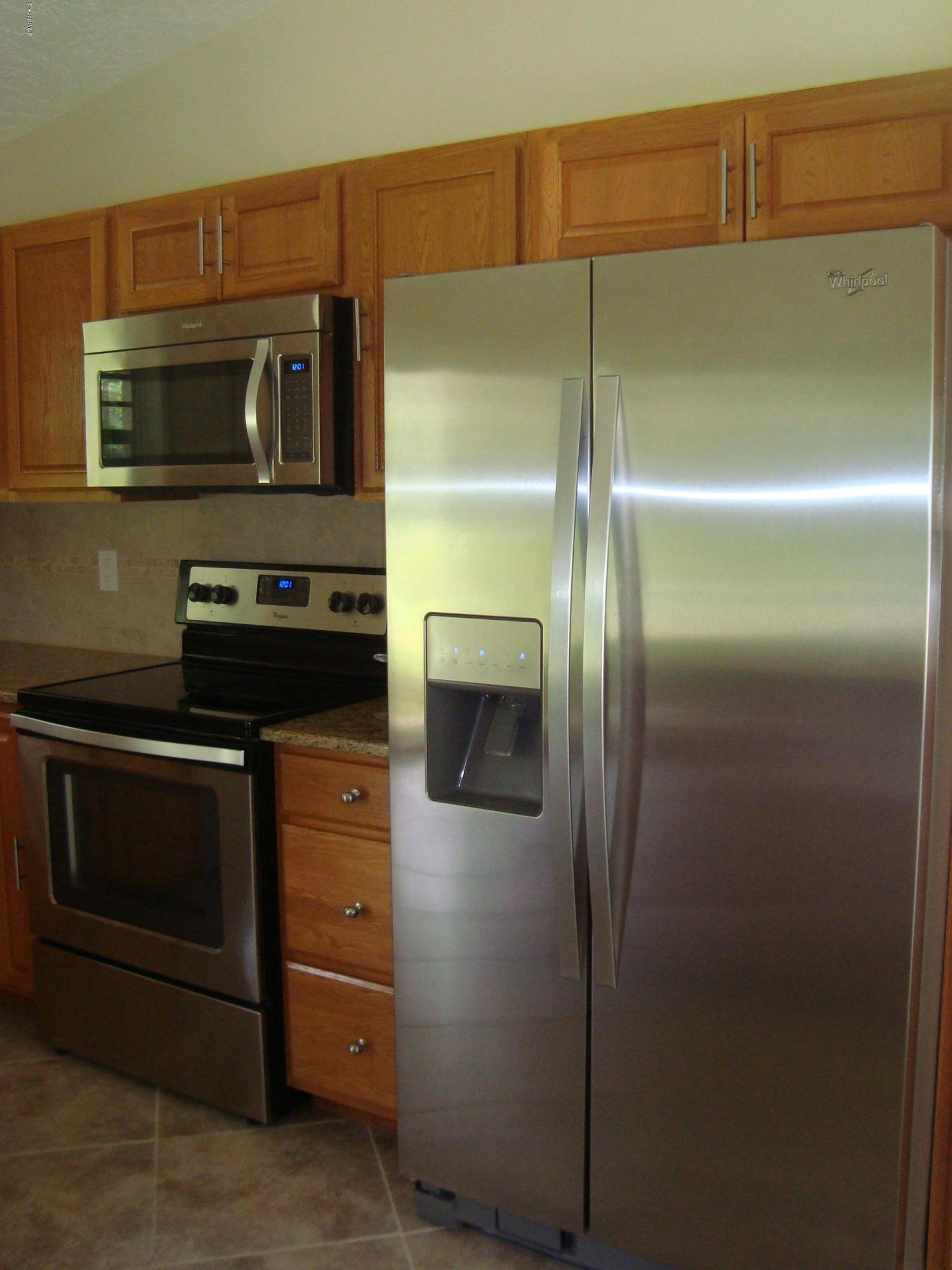 413 Wayland Road Southwest Palm Bay, FL 32908 - Photo 4 of 19 DSC05361