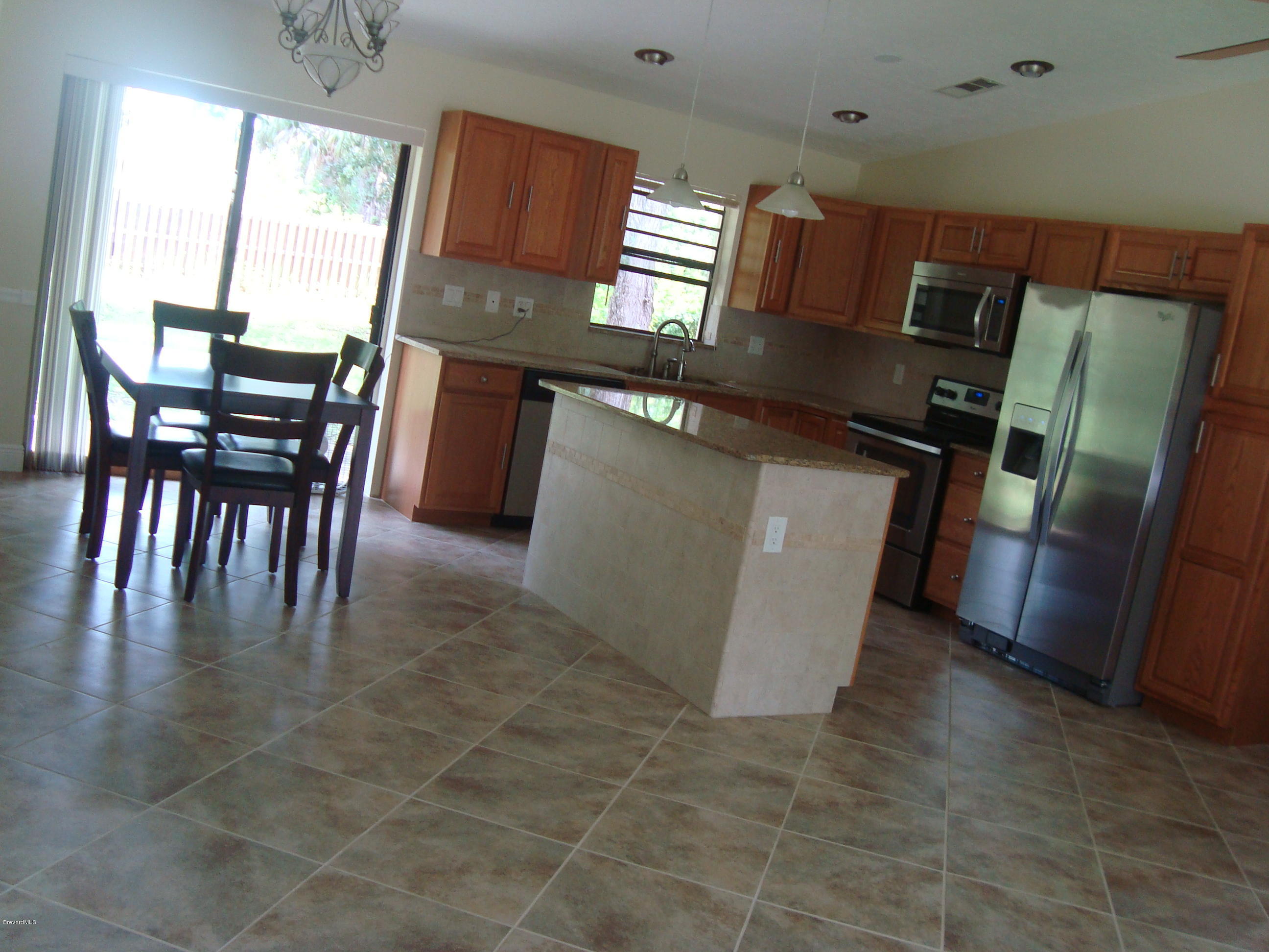 413 Wayland Road Southwest Palm Bay, FL 32908 - Photo 7 of 19 DSC05333
