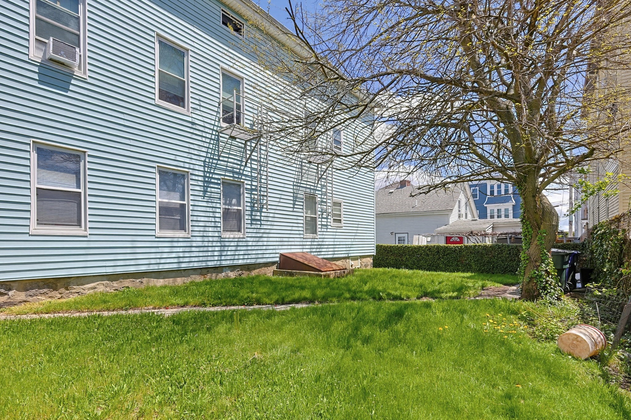 23 Brow Street Fall River, MA 02721 - Photo 4 of 5 Gallery Image 4