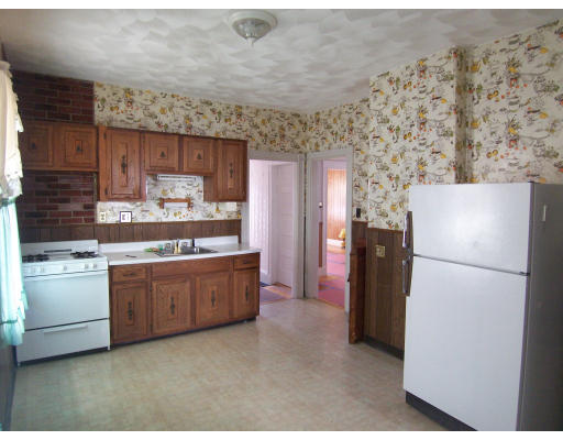 30-32 Russell Road Somerville, MA 02144 - Photo 3 of 23 Gallery Image 3