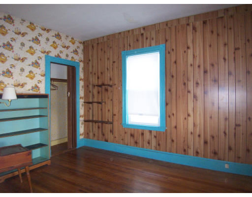 30-32 Russell Road Somerville, MA 02144 - Photo 7 of 23 Gallery Image 7