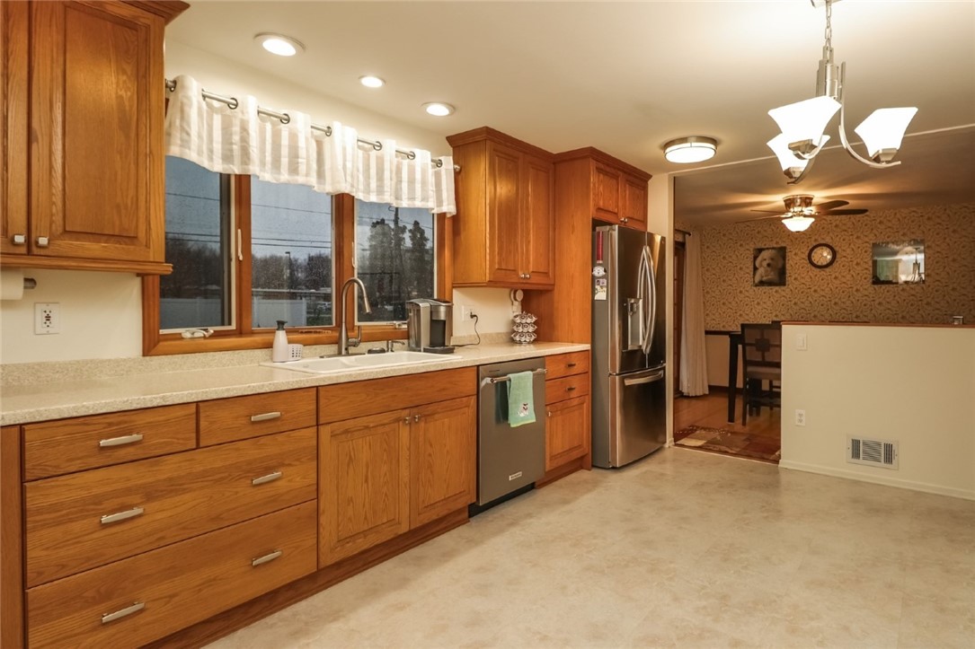 210 Erath Drive Greece, NY 14626 - Photo 12 of 38