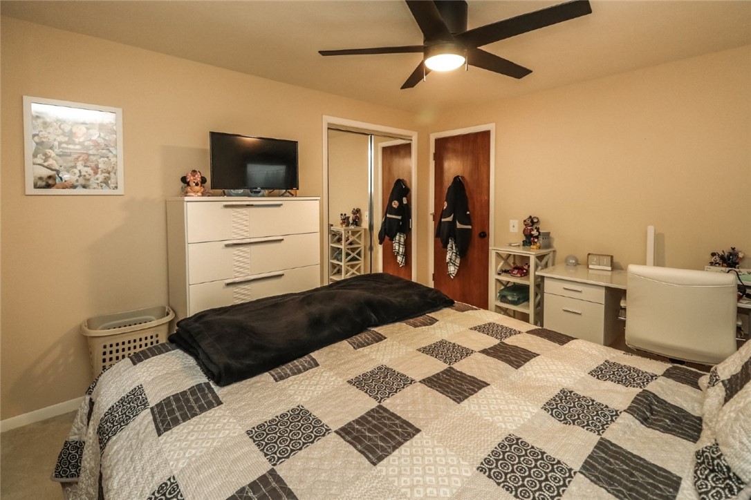 210 Erath Drive Greece, NY 14626 - Photo 20 of 38