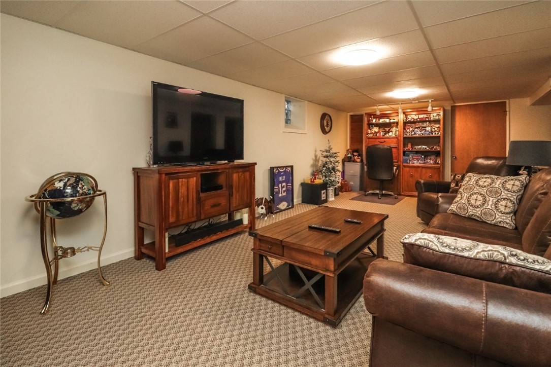 210 Erath Drive Greece, NY 14626 - Photo 21 of 38