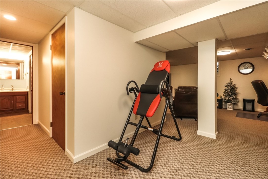 210 Erath Drive Greece, NY 14626 - Photo 24 of 38