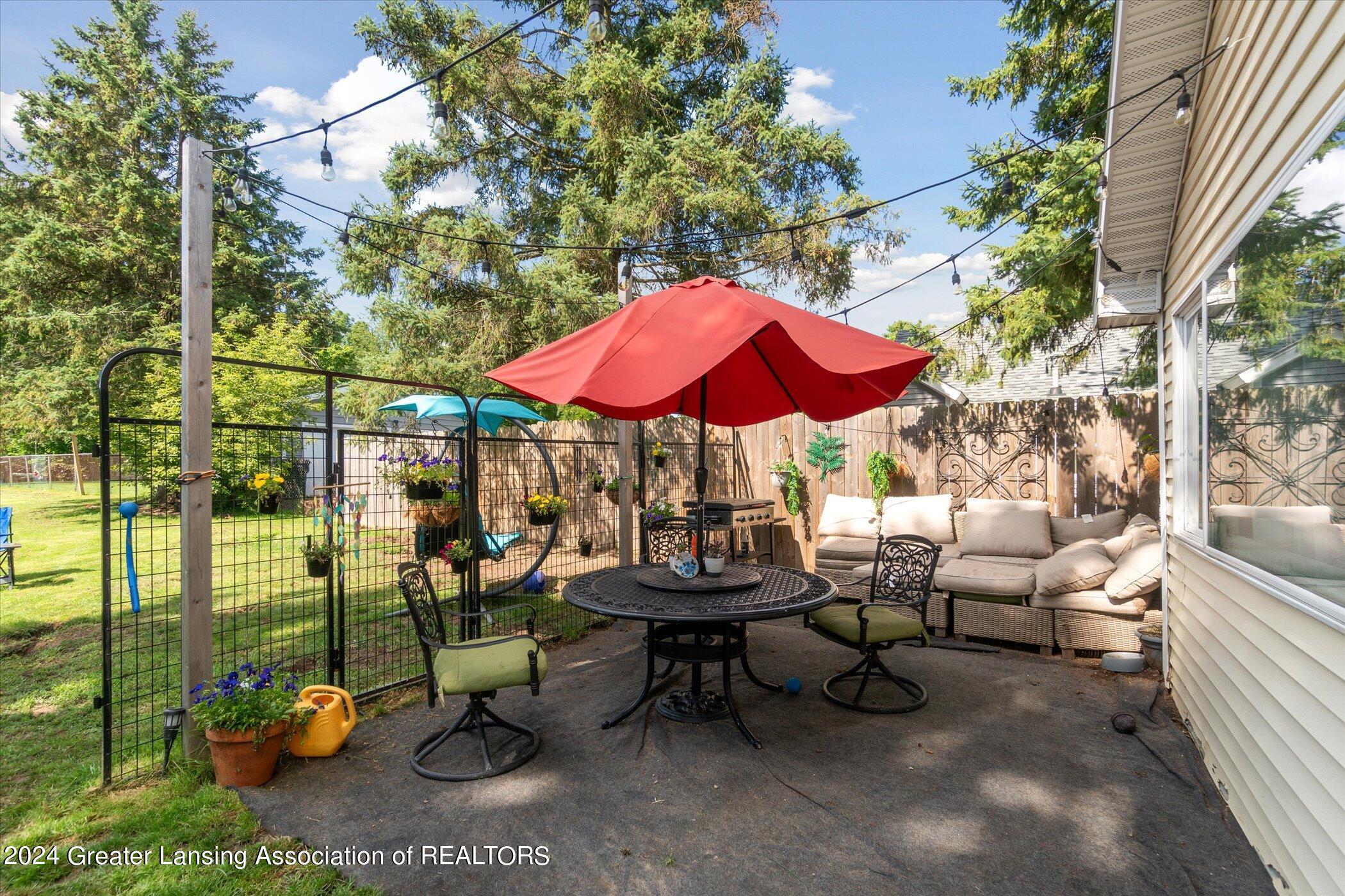 1832 Rex Street Lansing, MI 48910 - Photo 23 of 30 25-1832-Rex-St-Lansing-MI-48910-WindowSt