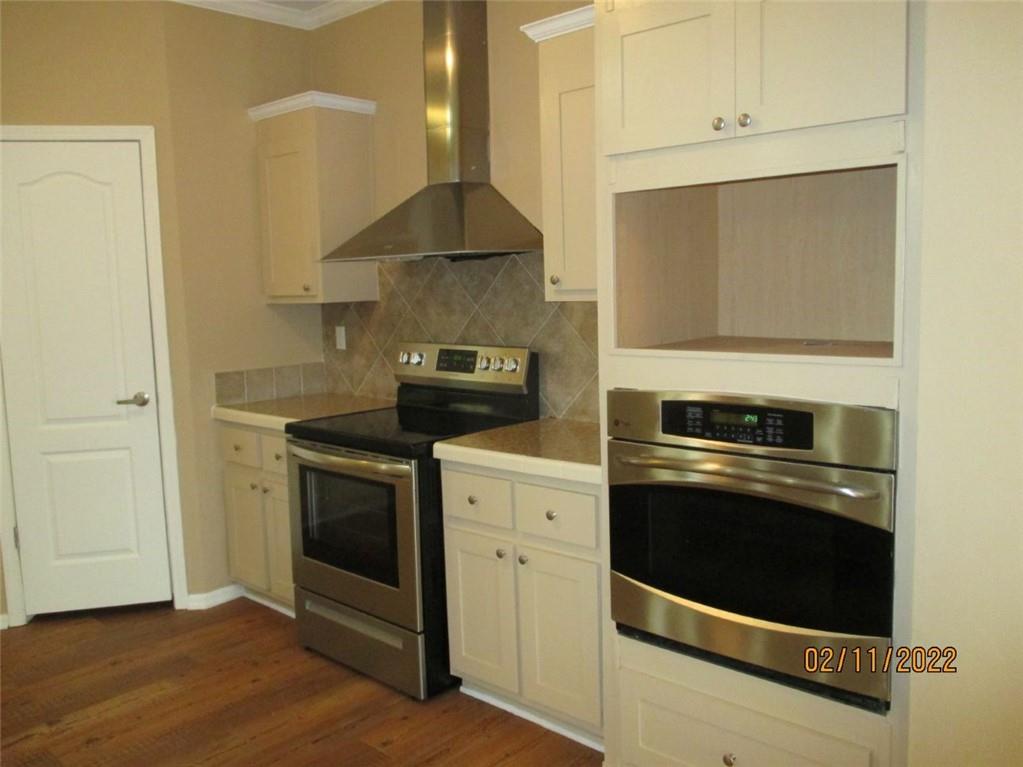 1226 Hooper Road Pineville, LA 71360 - Photo 6 of 27 Gallery Image 6