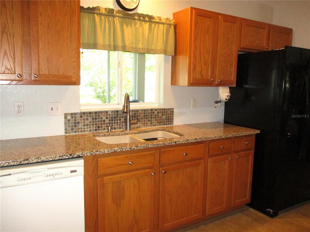 11579 Southwest 140th Loop Dunnellon, FL 34432 - Photo 10 of 71