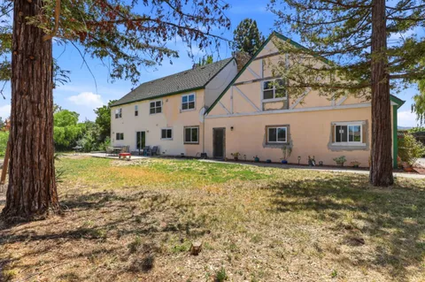 $999,000 | 130 Sunrise Drive, Hollister, CA 95023