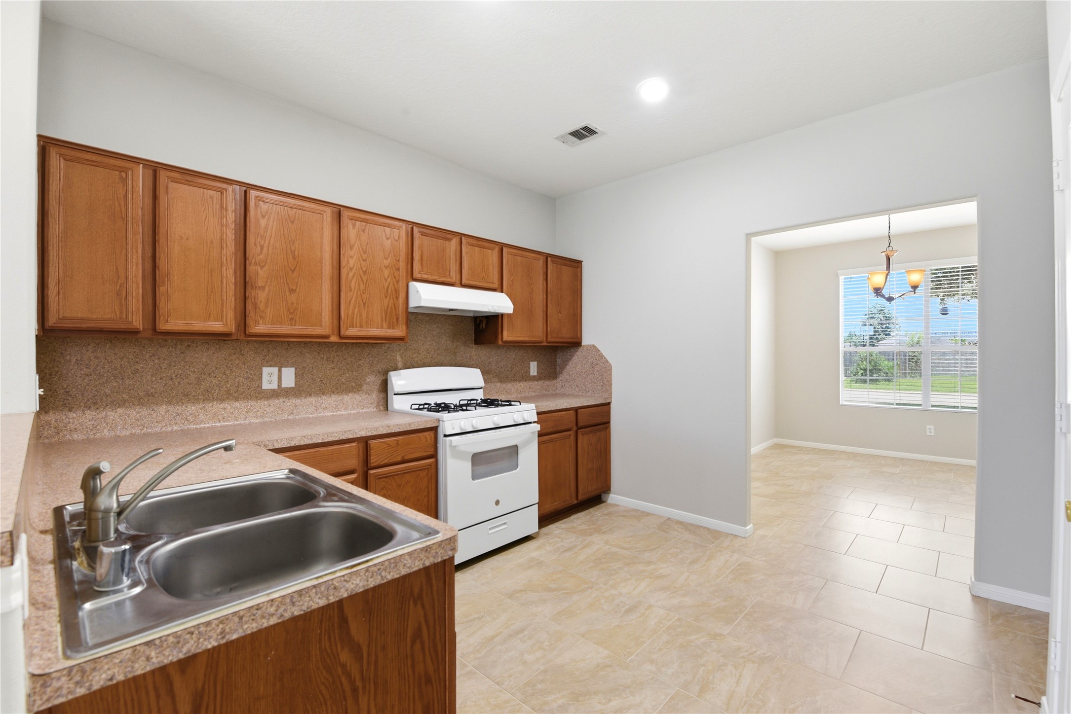 1107 Northgate Springs Drive Spring, TX 77373 - Photo 7 of 21