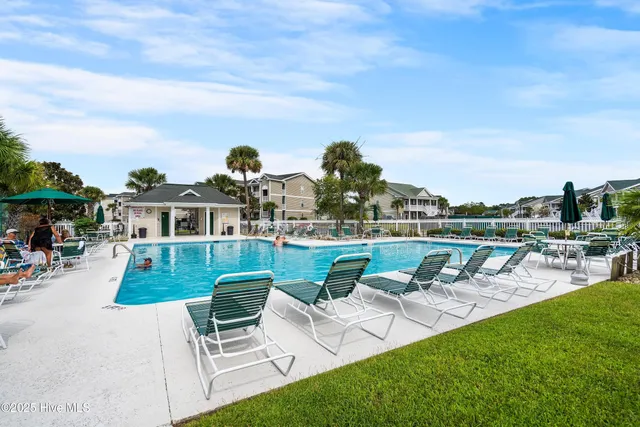 $262,500 | 882 Great Egret Circle Southwest, Unit 4, Sunset Beach, NC 28468