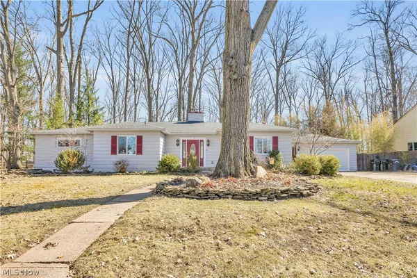 $325,000 | 914 Garford Avenue, Elyria, OH 44035