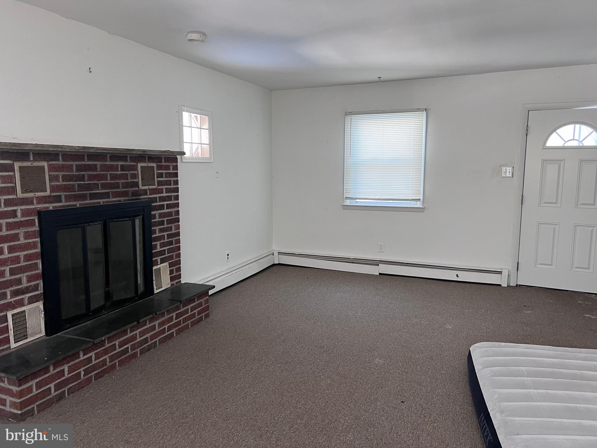 320 Company Street Lawnside, NJ 08045 - Photo 2 of 26