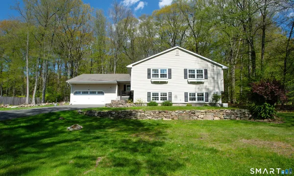 $665,000 | 116 Carriage Drive, Avon, CT 06001