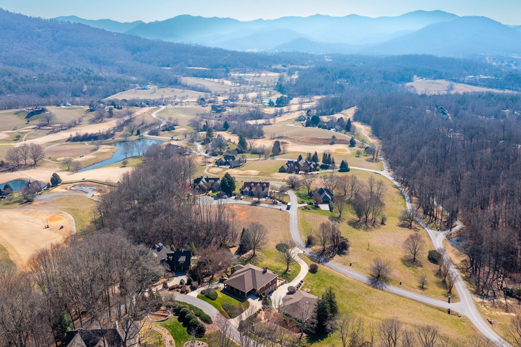 18 Foxfire Court Hayesville, NC 28904 - Photo 6 of 41 an aerial view of multiple house