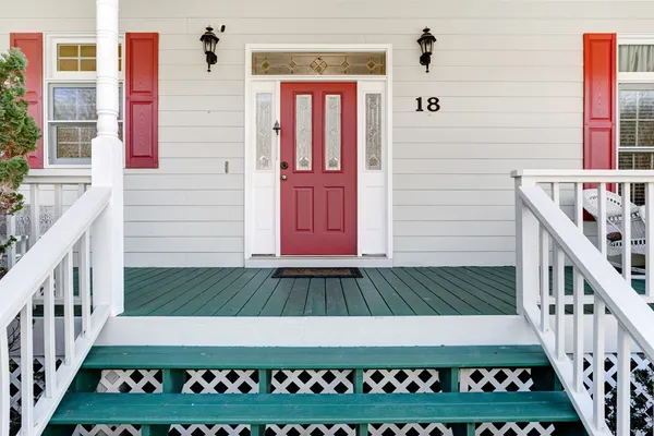 $749,900 | 18 Foxfire Court, Hayesville, NC 28904