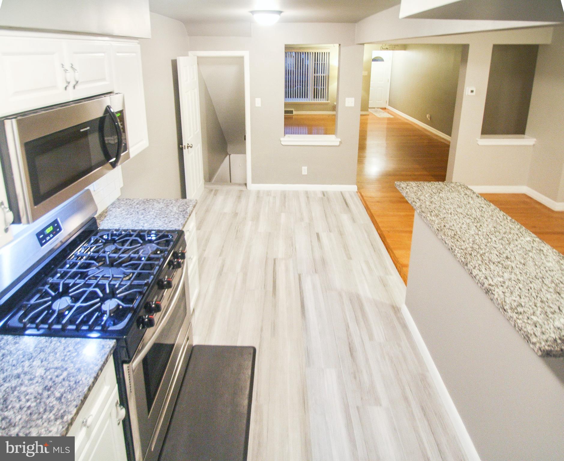 7448 Brockton Road Philadelphia, PA 19151 - Photo 13 of 35 Kitchen