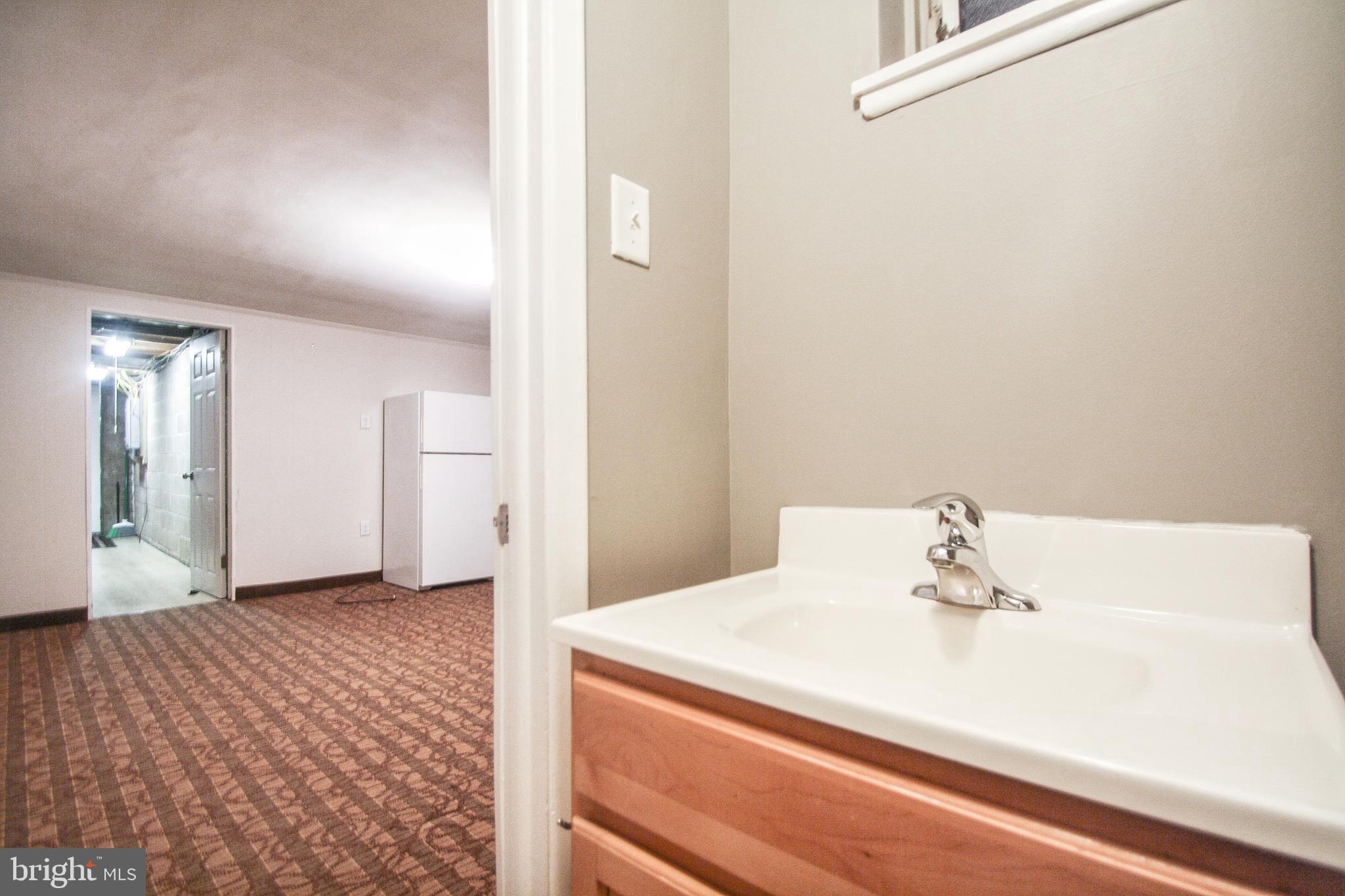 7448 Brockton Road Philadelphia, PA 19151 - Photo 32 of 35 Finished Basement