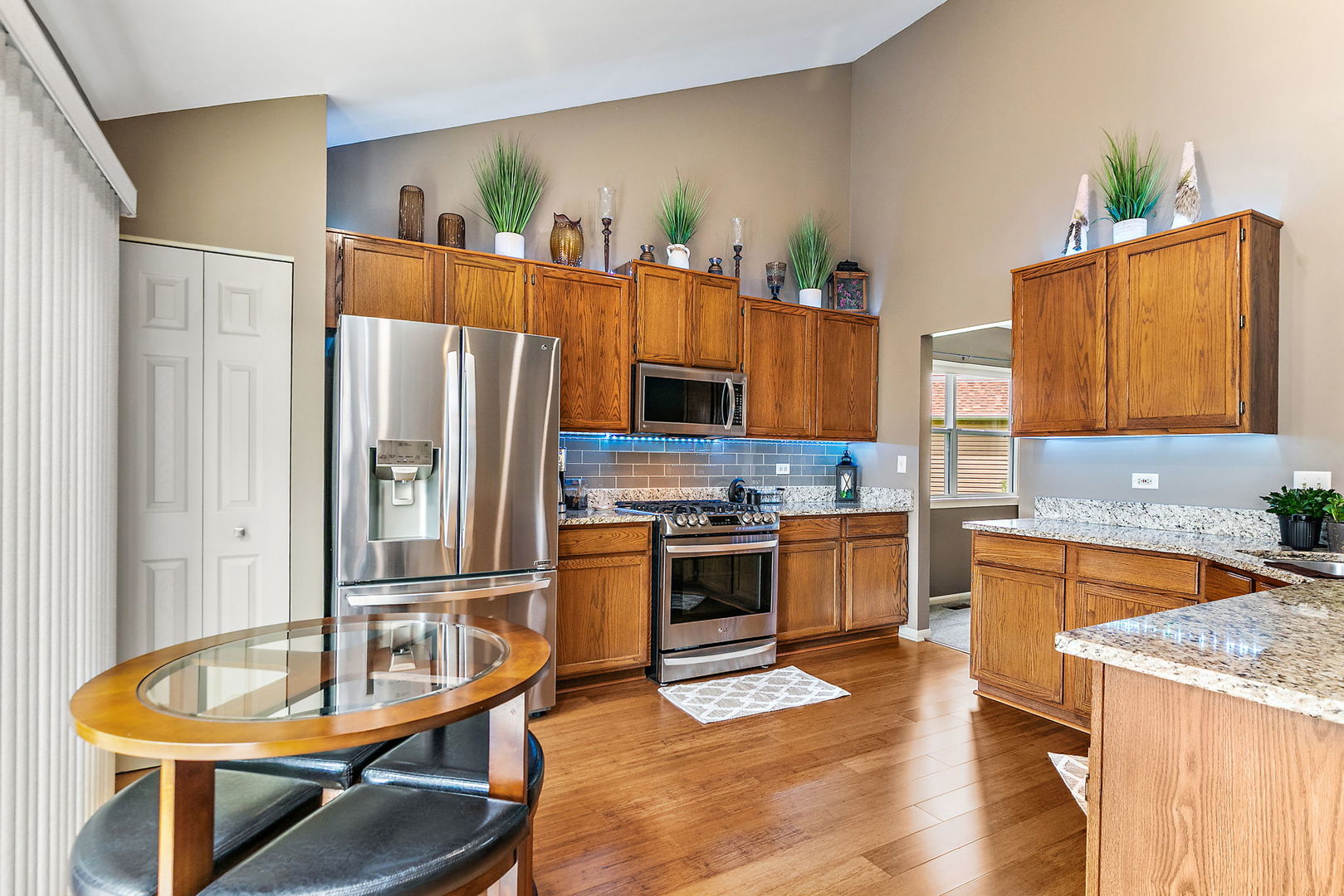 204 Dickens Trail Elgin, IL 60120 - Photo 10 of 39