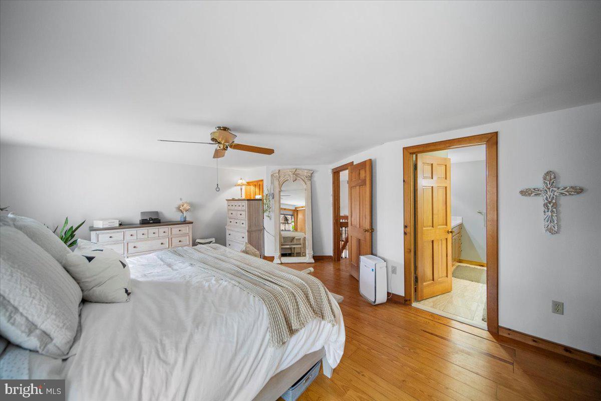 809 Ridge Valley Road Sellersville, PA 18960 - Photo 27 of 39 Primary bedroom