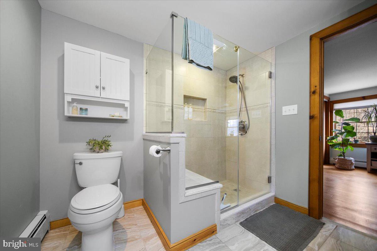 809 Ridge Valley Road Sellersville, PA 18960 - Photo 29 of 39 Primary bathroom