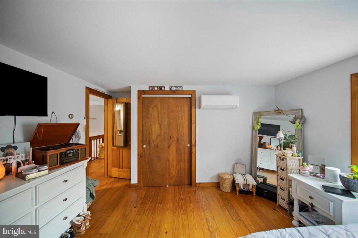 809 Ridge Valley Road Sellersville, PA 18960 - Photo 33 of 39 Bedroom 2