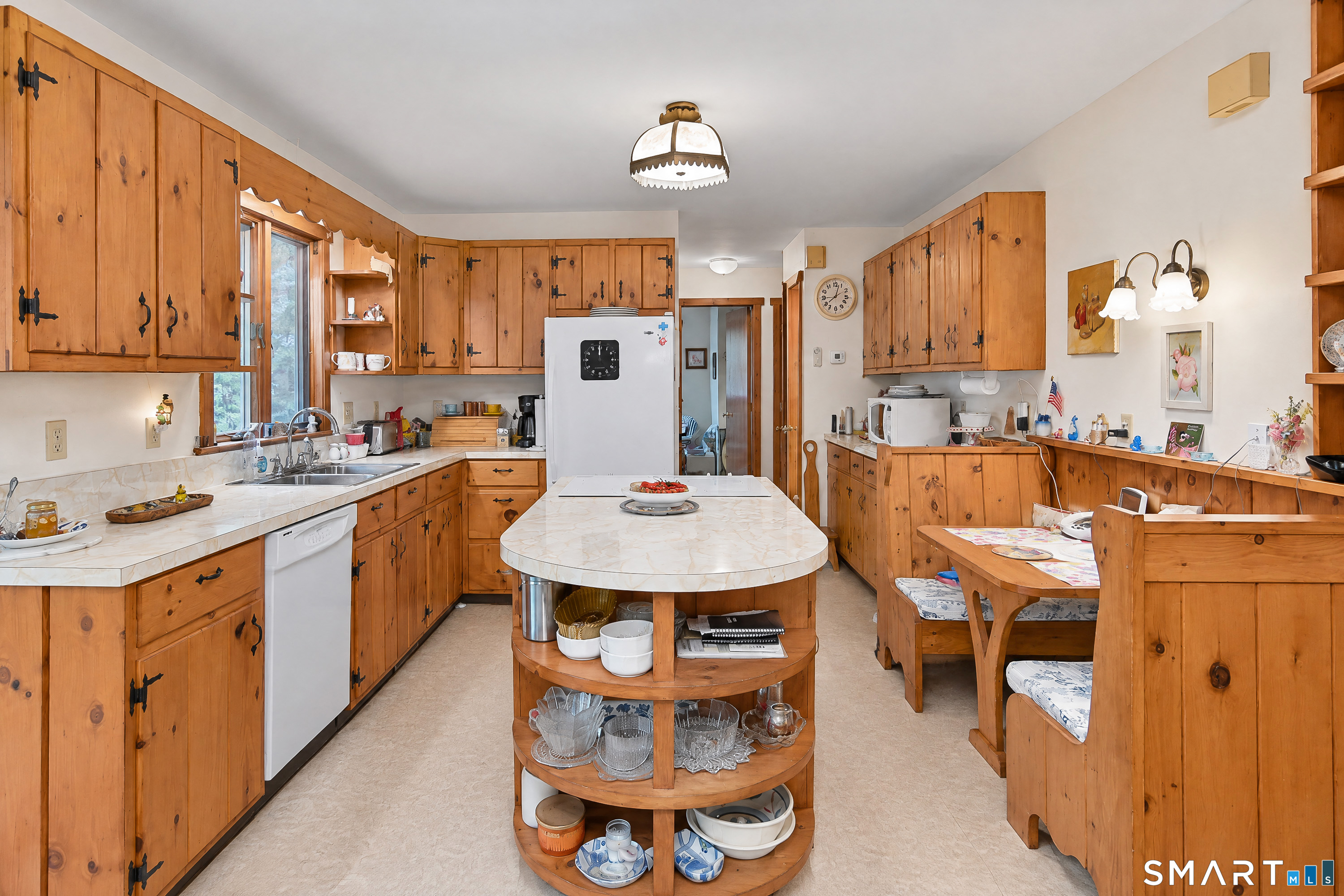 2 Moosehorn Road Roxbury, CT 06783 - Photo 8 of 36 Gallery Image 8