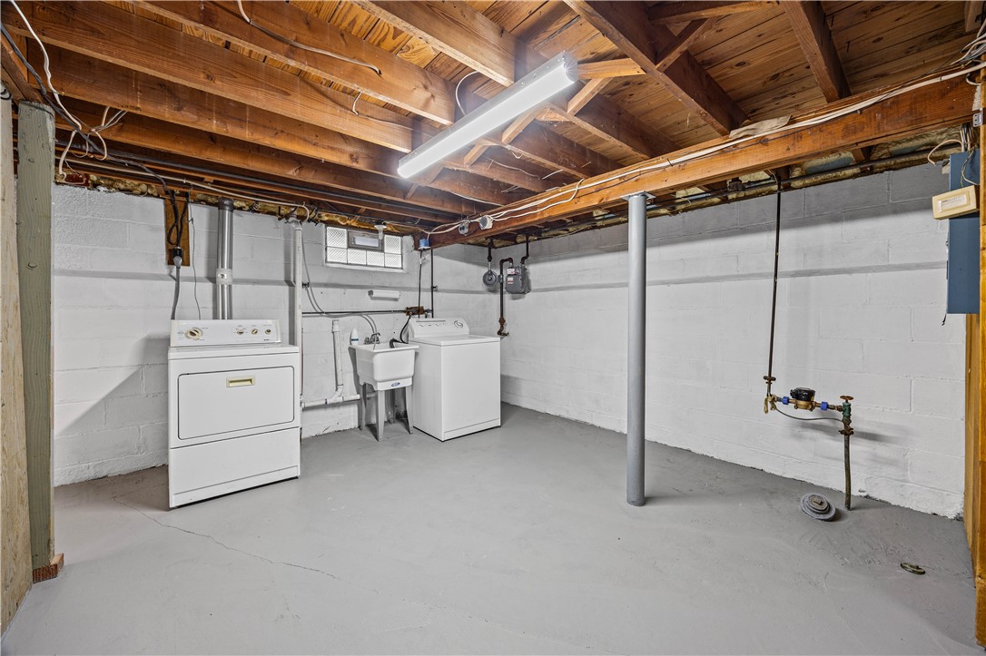 515 Shelford Road Irondequoit, NY 14609 - Photo 15 of 21