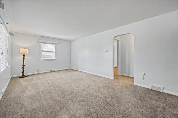 $189,000 | 515 Shelford Road, Irondequoit, NY 14609