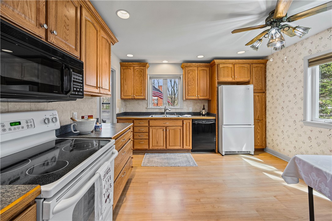 515 Shelford Road Irondequoit, NY 14609 - Photo 6 of 21