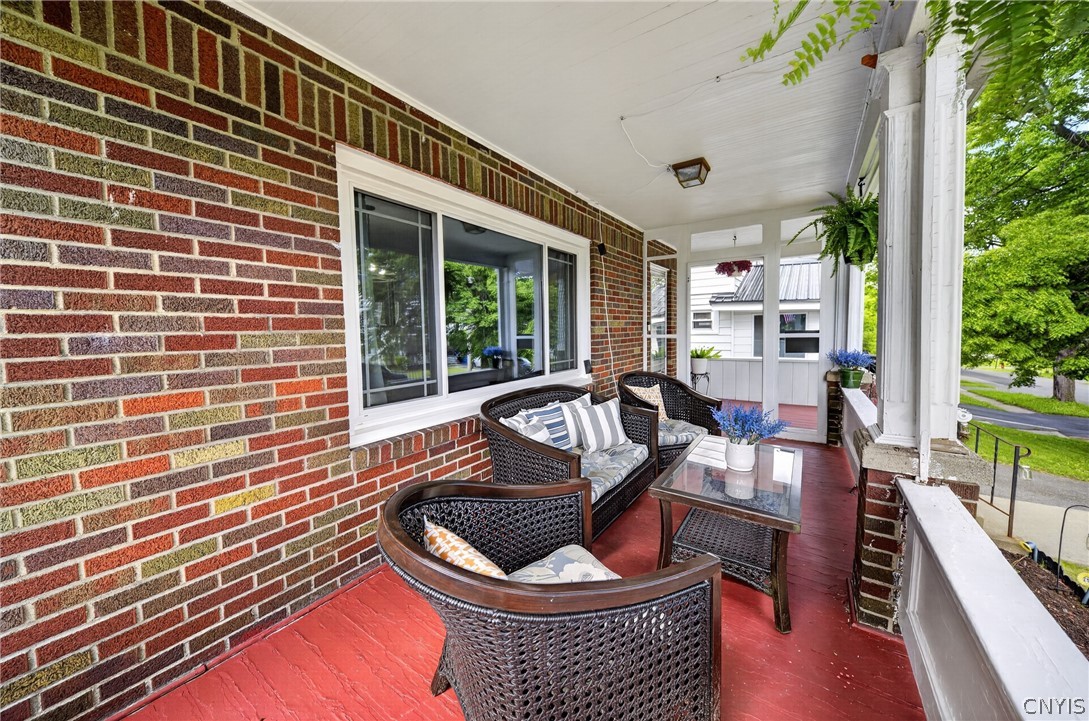 148 Winthrop Road Syracuse, NY 13206 - Photo 8 of 45
