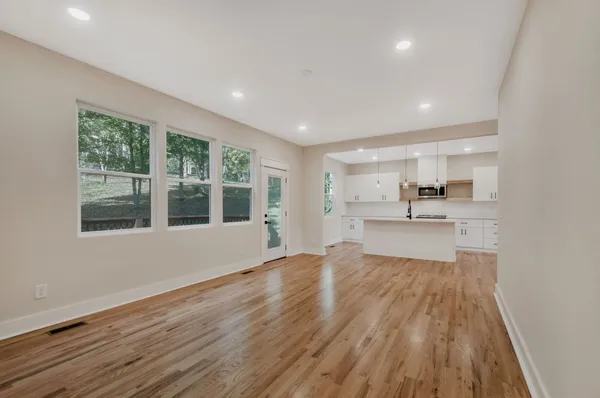 $589,900 | 2005 Beaver Ridge Road, White Bluff, TN 37187
