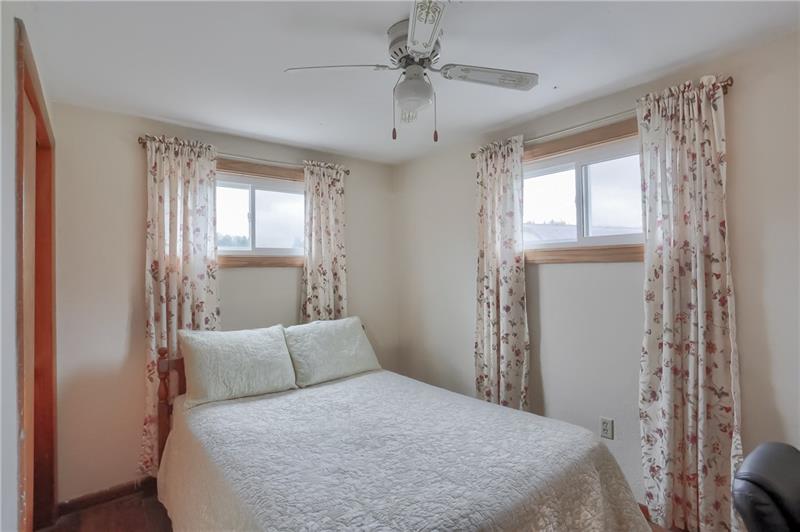 166 Concord Circle Road Beaver Falls, PA 15010 - Photo 10 of 17 Gallery Image 10
