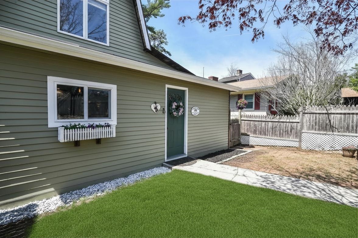 14 Marcoux Road Newton, NH 03858 - Photo 4 of 55