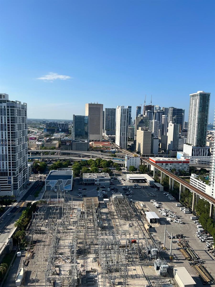 185 Southwest 7th Street, Unit 3209 Miami, FL 33130 - Photo 12 of 54