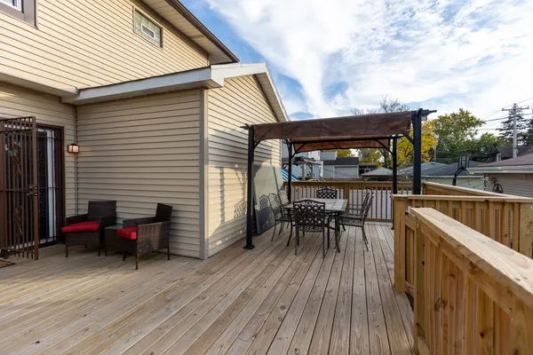 $630,000 | 3416 Euclid Avenue, Berwyn, IL 60402