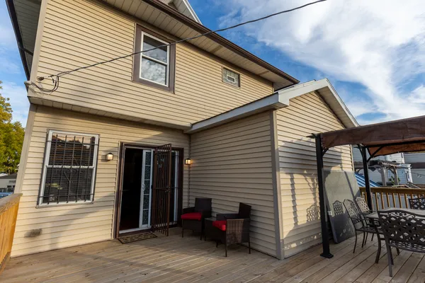 $630,000 | 3416 Euclid Avenue, Berwyn, IL 60402