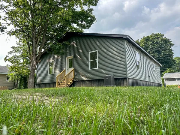 $233,000 | 9 Whiting Street, Bath, NY 14810