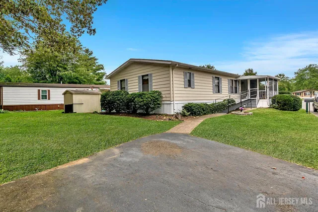 $180,000 | 139 Village Drive West, Spotswood, NJ 08884