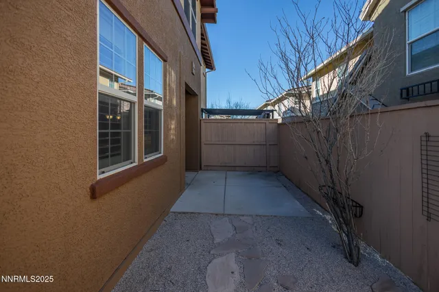 a view of a pathway both side of building