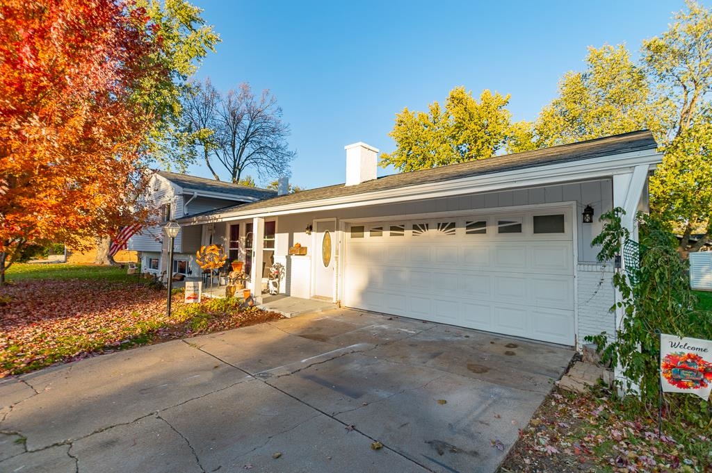 1045 North 2nd Street Rochelle, IL 61068 - Photo 2 of 15 a view of a house with a patio