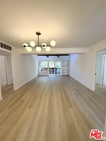 a view of livingroom with furniture