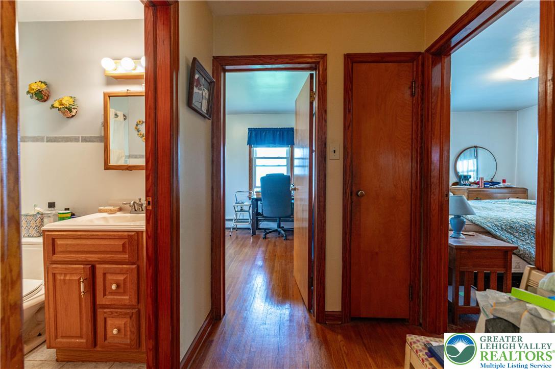 243 East Prospect Street Nazareth, PA 18064 - Photo 16 of 28 wooden floor in a gallery