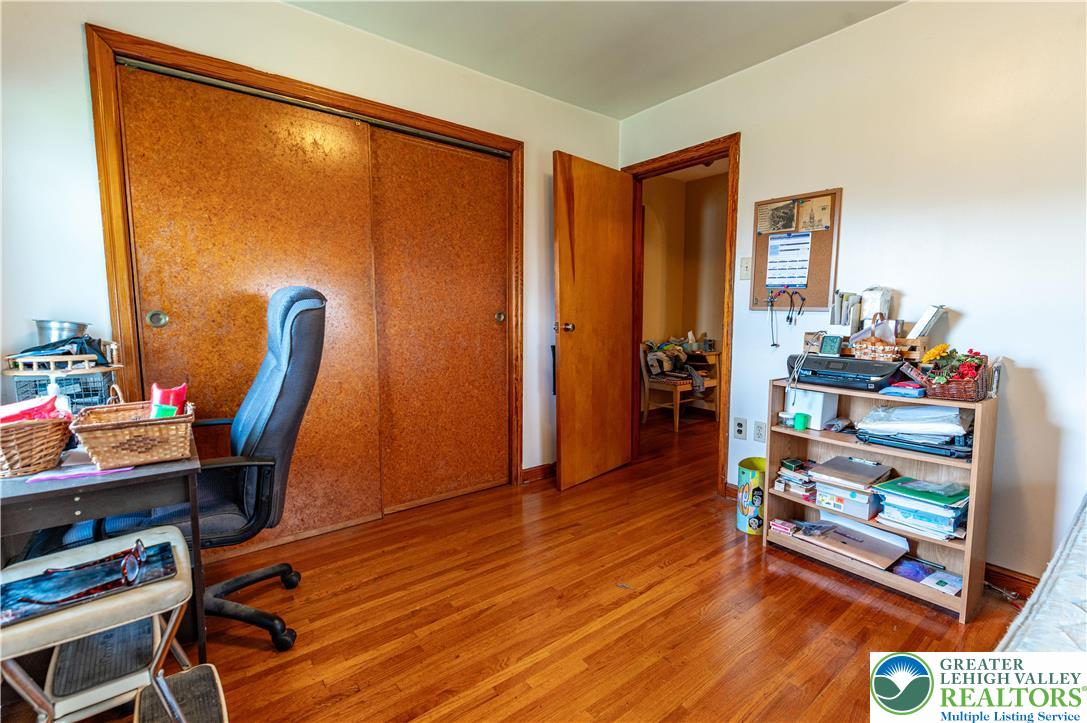 243 East Prospect Street Nazareth, PA 18064 - Photo 20 of 28