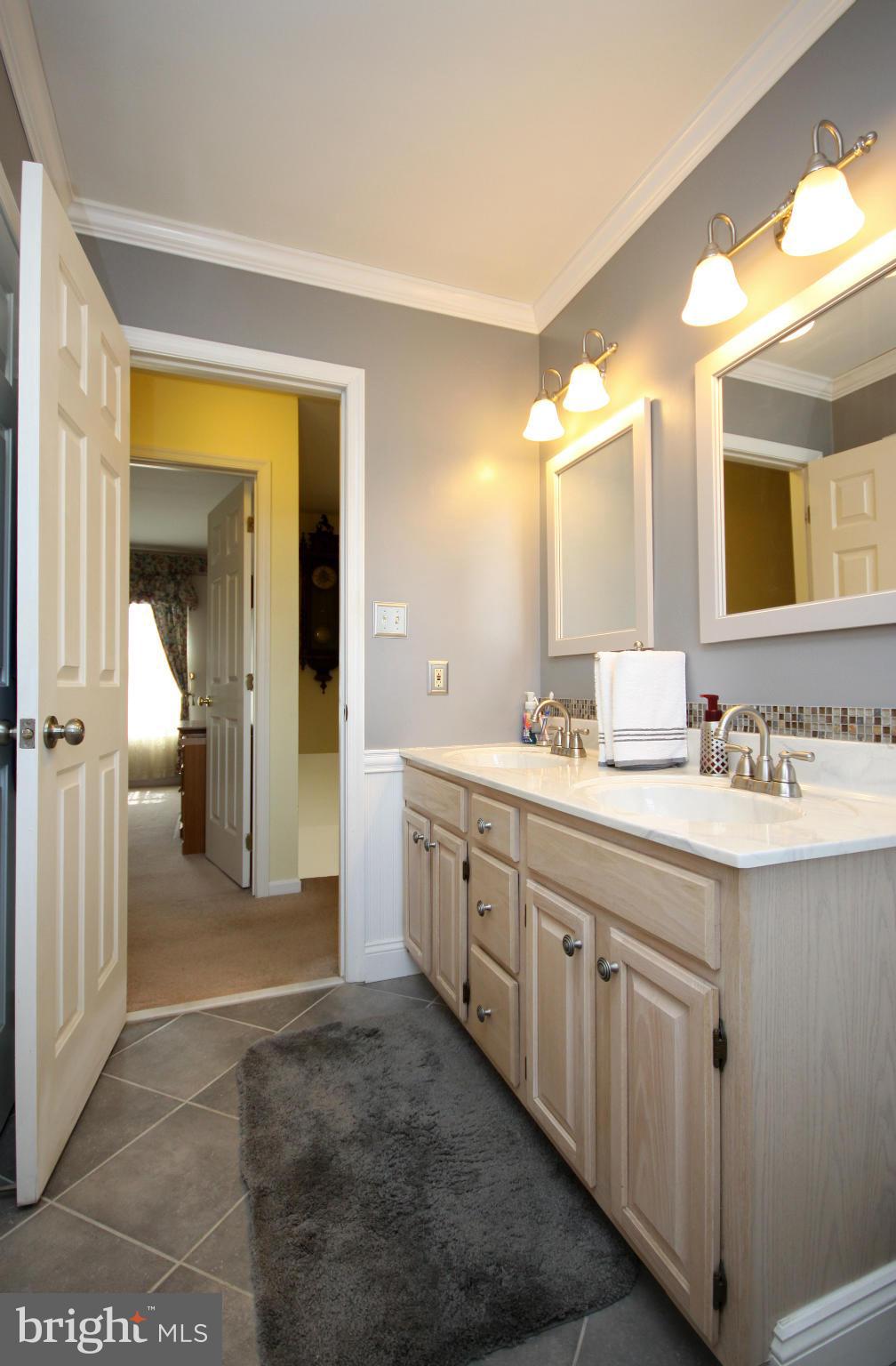 830-4 4 Seasons Road Westminster, MD 21157 - Photo 25 of 30 Bath