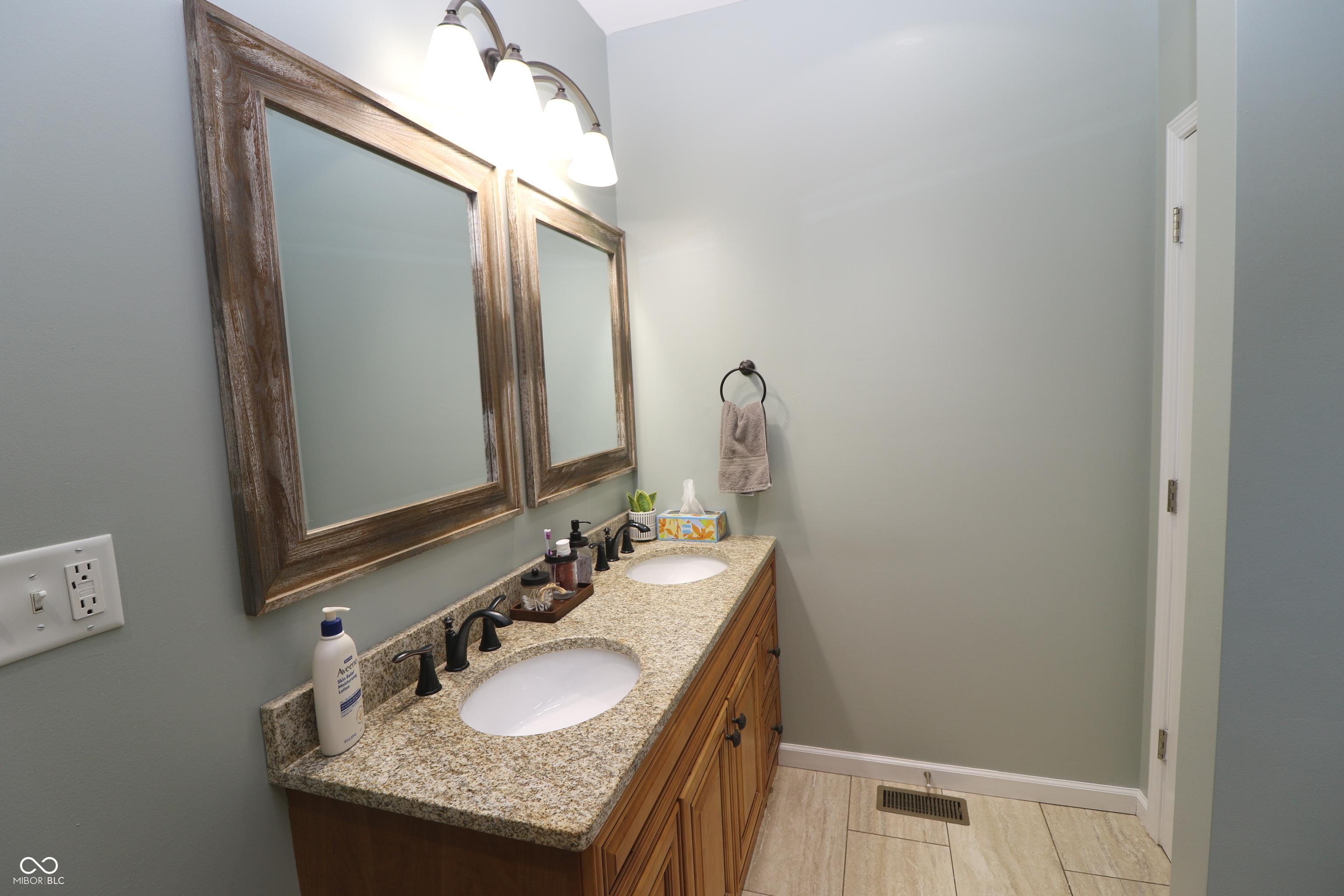 355 East Johnson Bridge Road Williamsport, IN 47993 - Photo 22 of 71